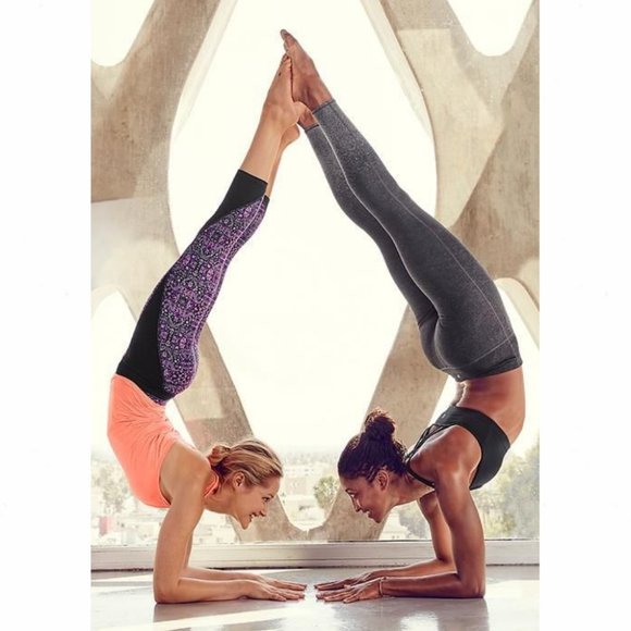 Athleta High Rise Tapestry Chaturanga Crop Legging - Picture 6 of 9